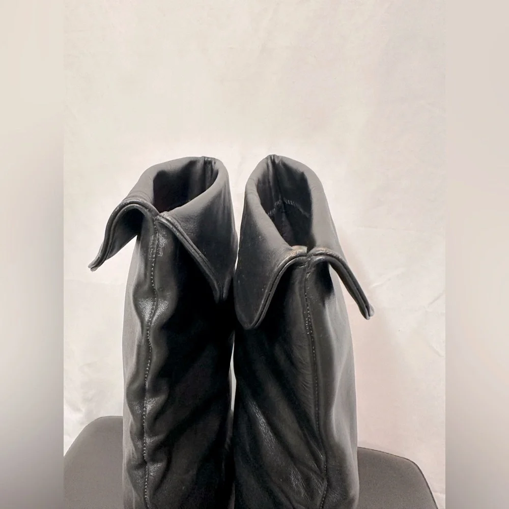 Vintage 80’s Black Leather Knee-High Boots Sz 7